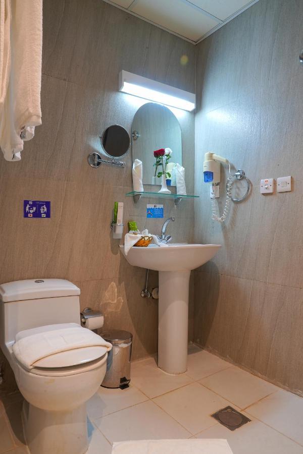 Nawazi Watheer Hotel 3*